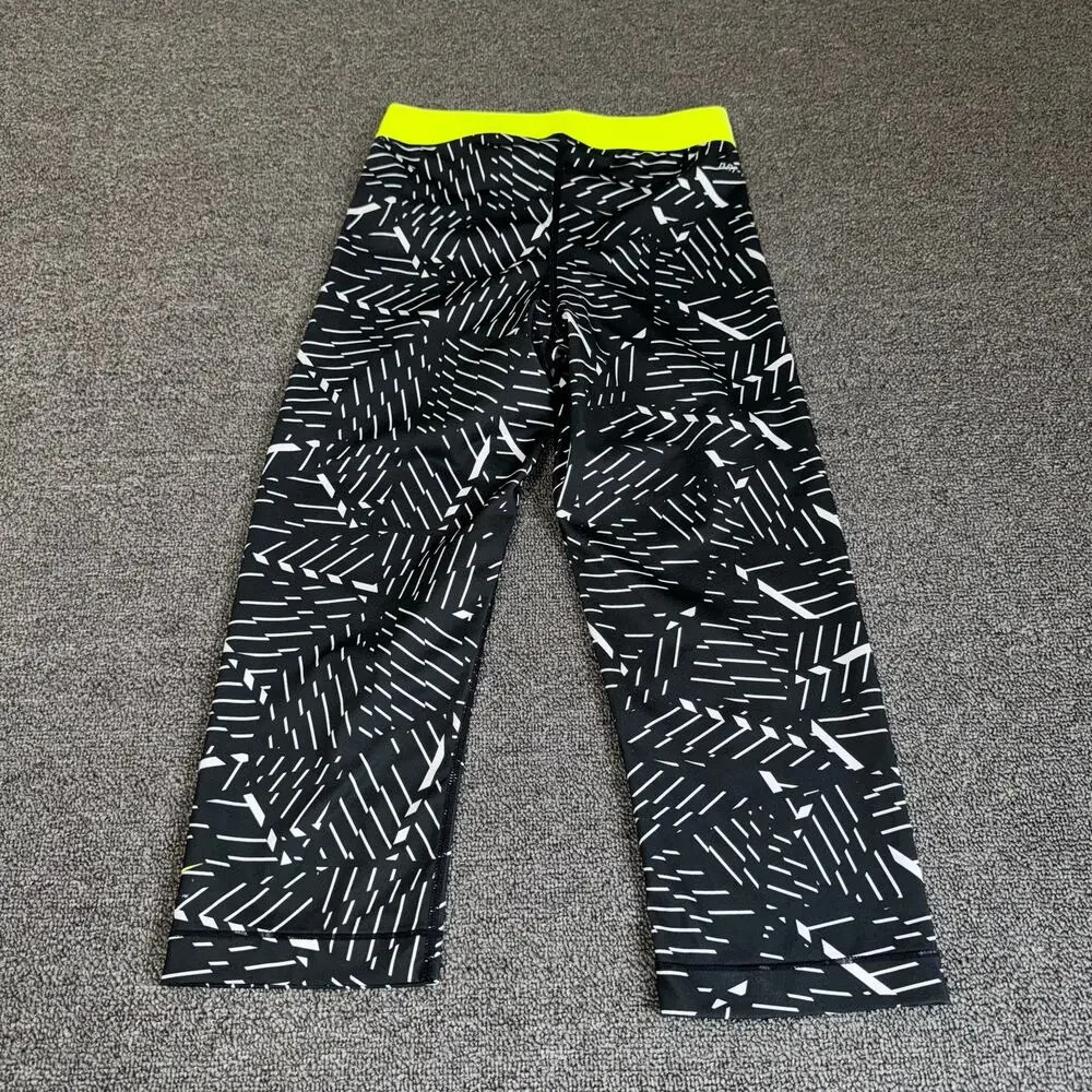 NIKE Pro Capri Leggings Women's Size Small Black Neon Yellow Dri-Fit Gorpcore
